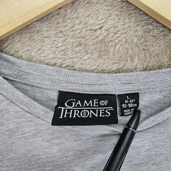 Game Of Thrones Winter Is Coming Stark T-Shirt Women's Size L Gray Short Sleeve - Picture 5 of 10